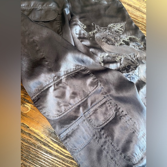 100% Silk Genie pants with Asian style embroidery - Picture 7 of 11